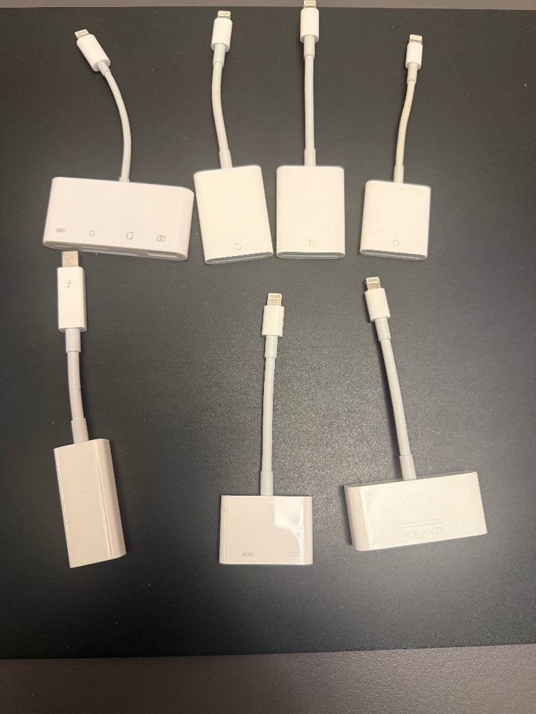 Originele Apple Lightning-adapters – complete bundel, Computers en Software, Gebruikt, Overige modellen, Minder dan 4 GB, Qwerty