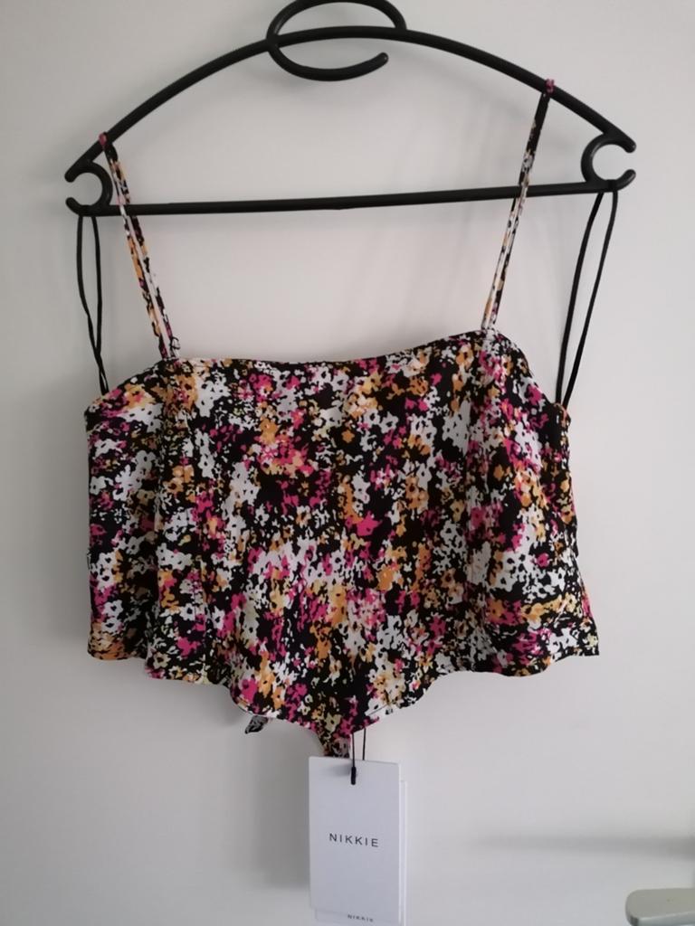 Nieuw met kaartje topje Nikkie maat 36, Nikkie, Ophalen of Verzenden, Nieuw