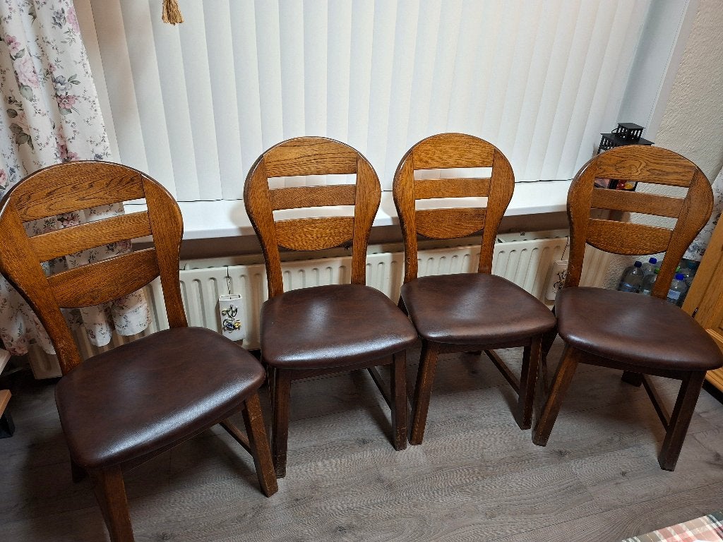 Vier mooie eetkamerstoelen in prima staat!, Ophalen, Bruin, Zo goed als nieuw, Vier
