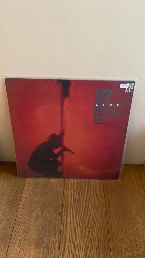 Lp u2 , live under a blood red sky, Ophalen of Verzenden, Zo goed als nieuw, Overige formaten, Poprock