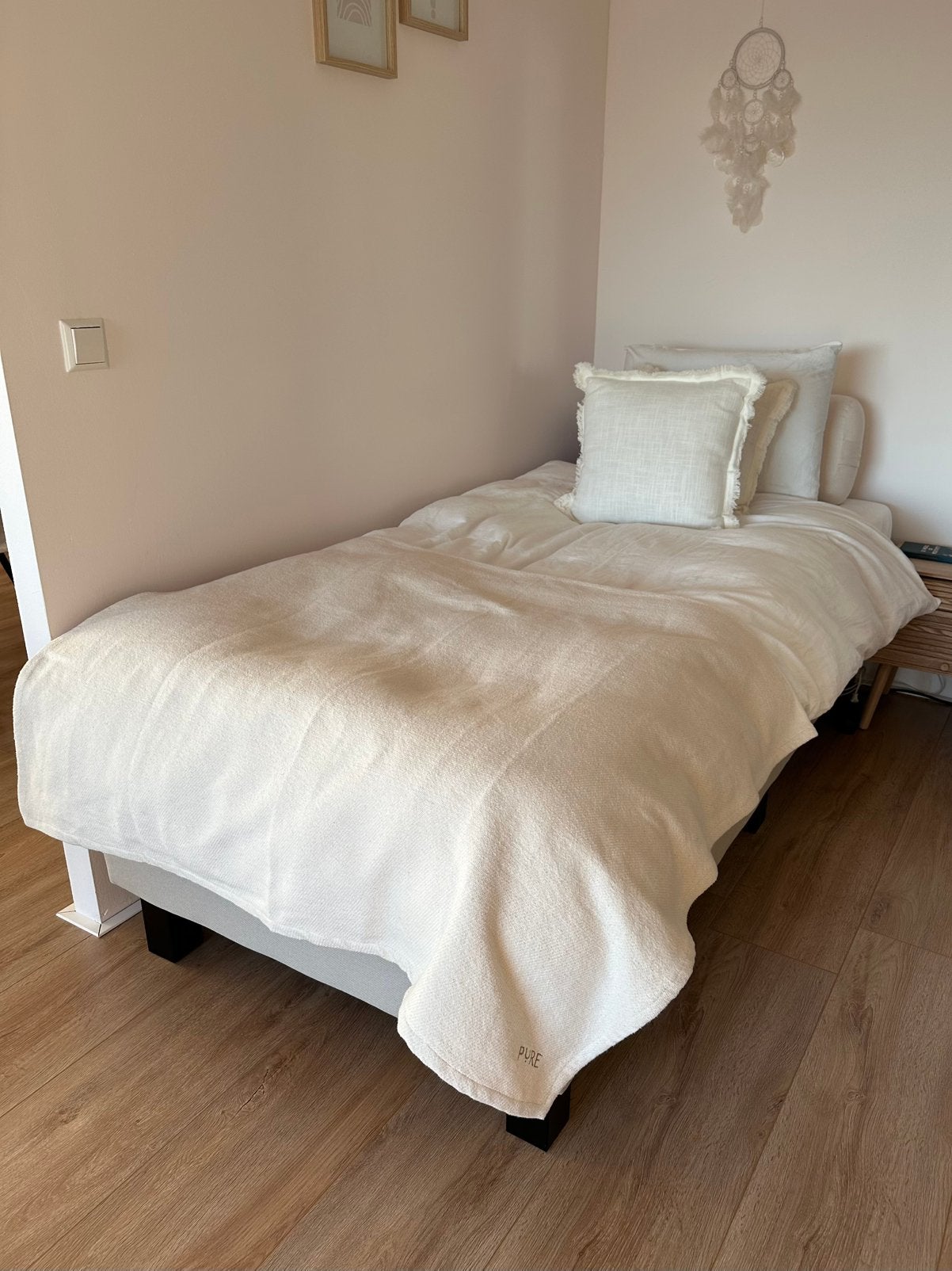 Nette Wehkamp Boxspring 90x200 cm Beige, Ophalen, 90 cm, Eenpersoons, Beige