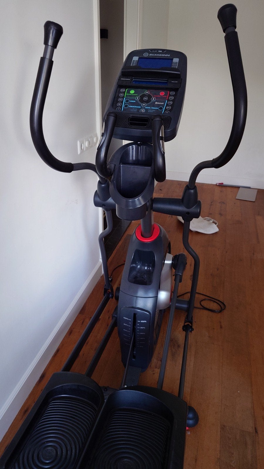 Schwinn 570E Crosstrainer - Zo goed als nieuw, Ophalen, Benen, Zo goed als nieuw, Crosstrainer