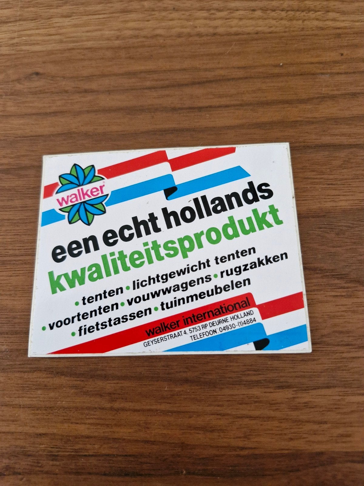 8457 Walker International Sticker - Hollands Kwaliteit, Verzamelen, Stickers, Zo goed als nieuw, Overige typen, Ophalen of Verzenden