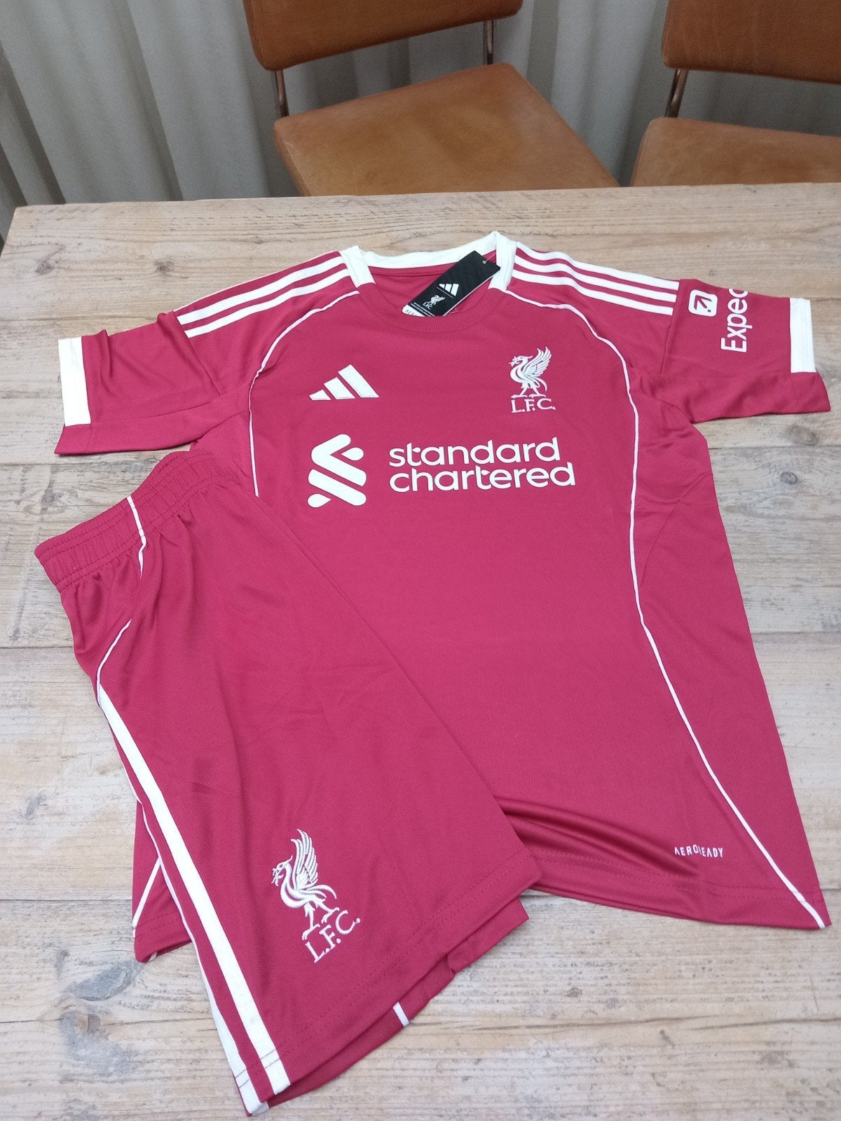 Kinderpak Liverpool Maat 110-116 - Nooit gedragen, Ophalen of Verzenden, Nieuw, Trainingspak
