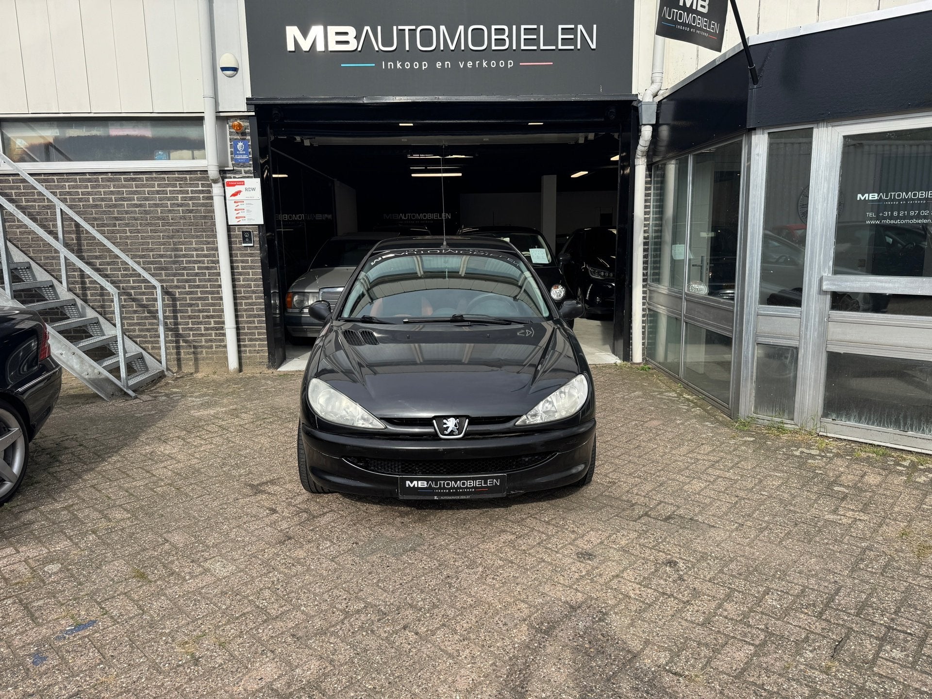 Peugeot 206 1.1 Pop' Art/sport velgen/Apk 07-2027/Zwart/spor, Auto's, Voorwielaandrijving, Gebruikt, 31 €/maand, 4 cilinders