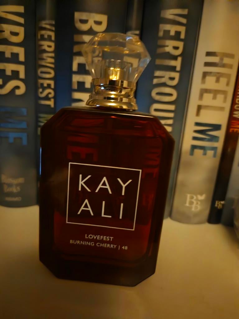 Kayali Lovefest Burning Cherry 100 ml - Zo goed als nieuw, Ophalen of Verzenden, Zo goed als nieuw