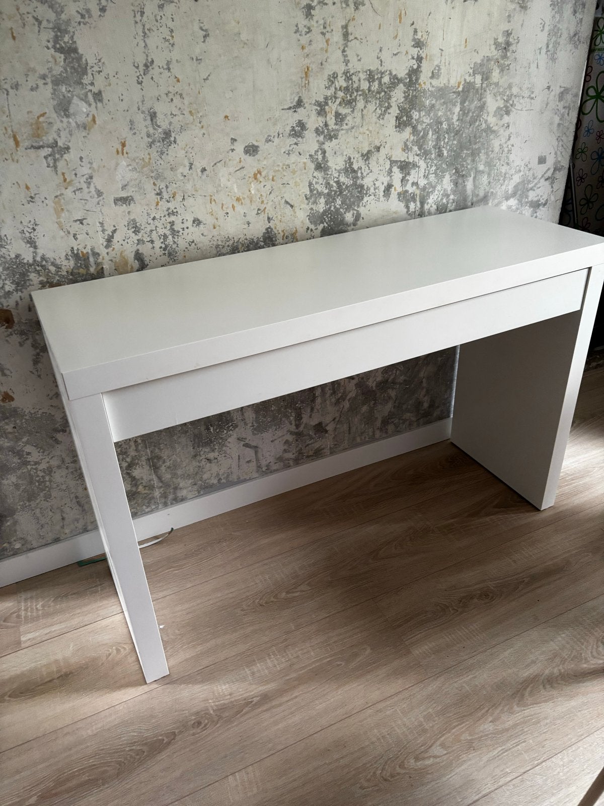 IKEA Make-up tafel met glasplaat en lade-indeling, Ophalen, 100 tot 150 cm, Zo goed als nieuw, Minder dan 100 cm