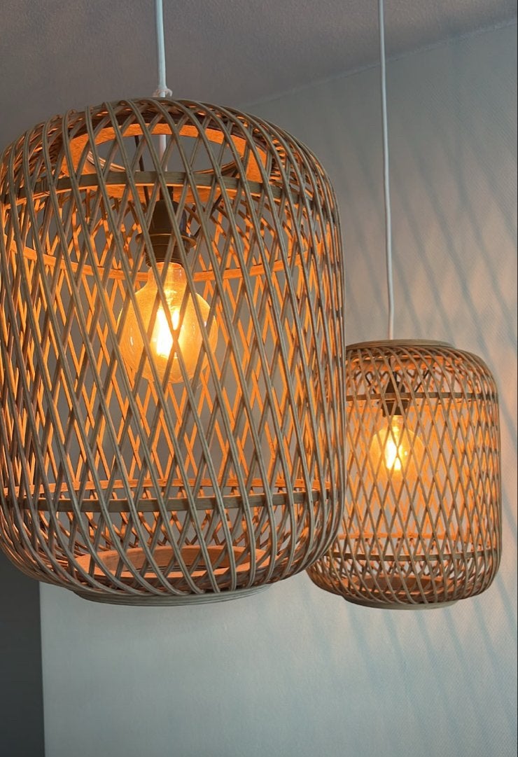 2 Rotan hanglampen, dimbare lampen, Nieuwstaat UTRECHT, Ophalen, Zo goed als nieuw, Natuurlijk materiaal