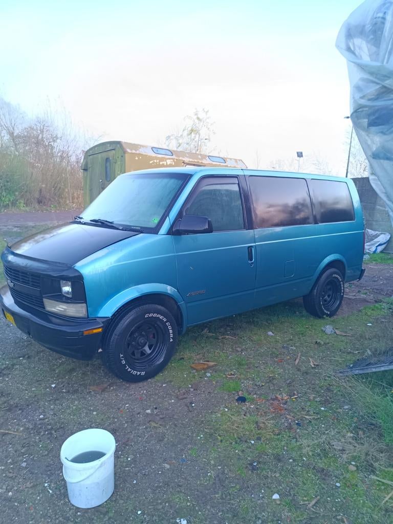 Chevrolet Astro v6 200pk nieuwe Lpg i.s.l OOK EEN GMC G20, Auto's, Bestelauto's, Chevrolet, Blauw, Particulier, Blauw
