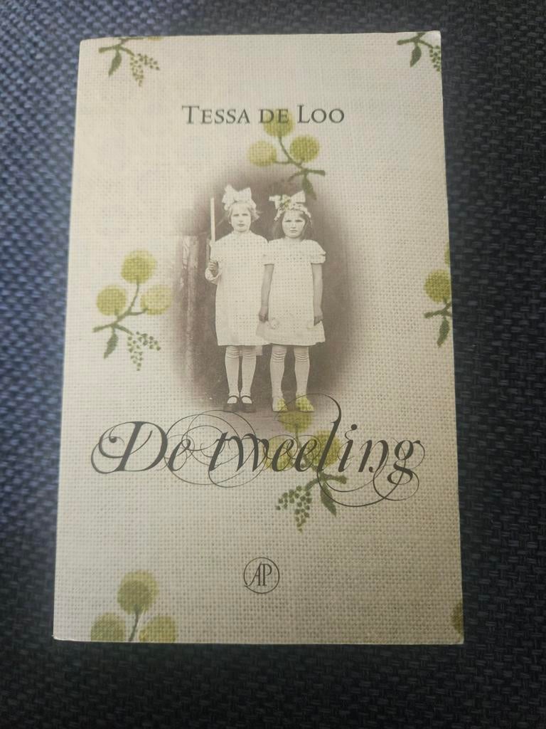 De Tweeling - Tessa de Loo (Paperback), Ophalen, Gelezen, Tessa de Loo, Nederland