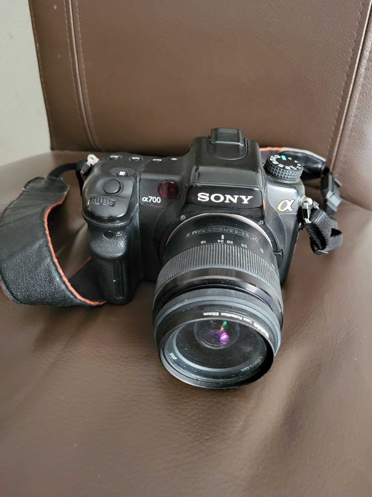 Sony Alpha A700 Spiegelreflexcamera met lens en batterij, Gebruikt, Spiegelreflex, Ophalen of Verzenden, 4 t/m 7 keer