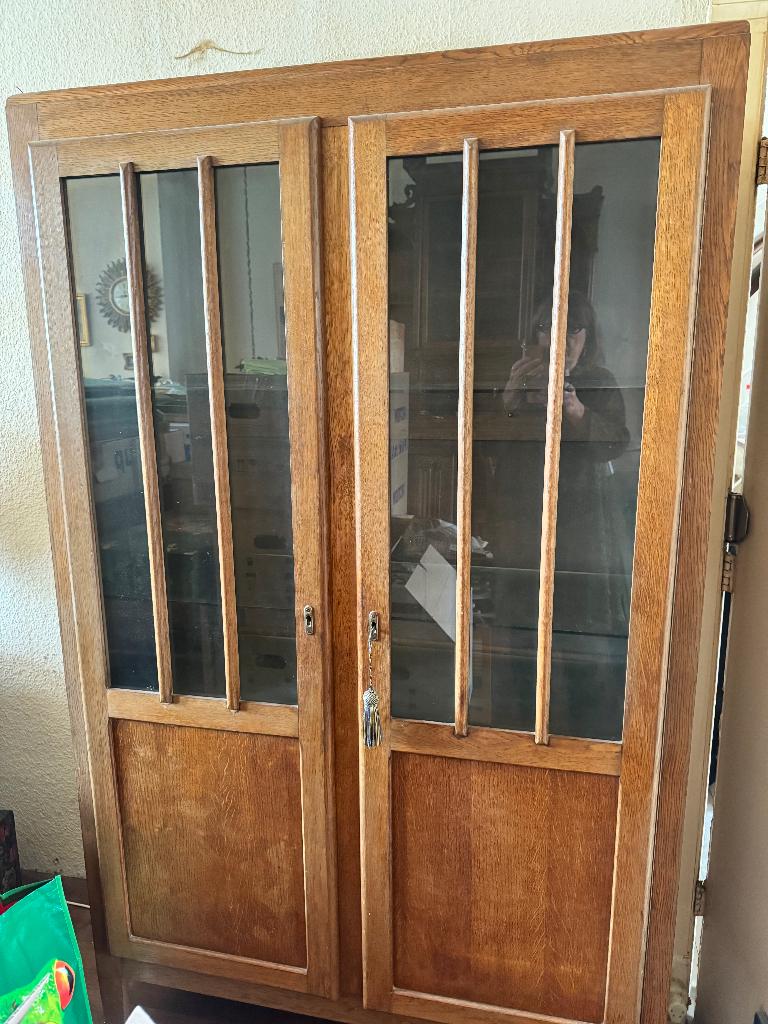 Oude vitrine kast., Ophalen, Met plank(en), Gebruikt, 100 tot 150 cm