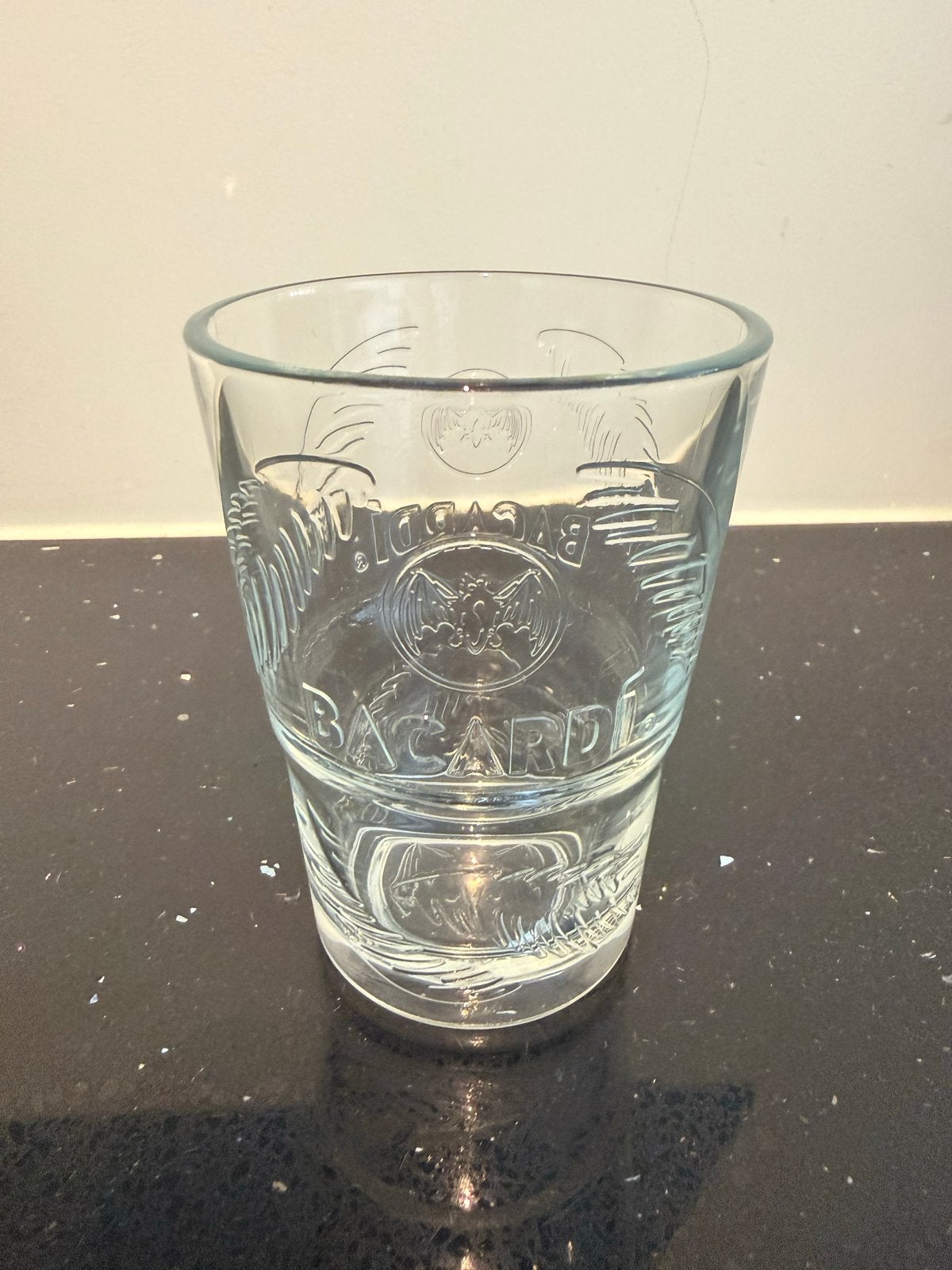 Bacardi glas - Perfect voor cocktails!, Ophalen of Verzenden