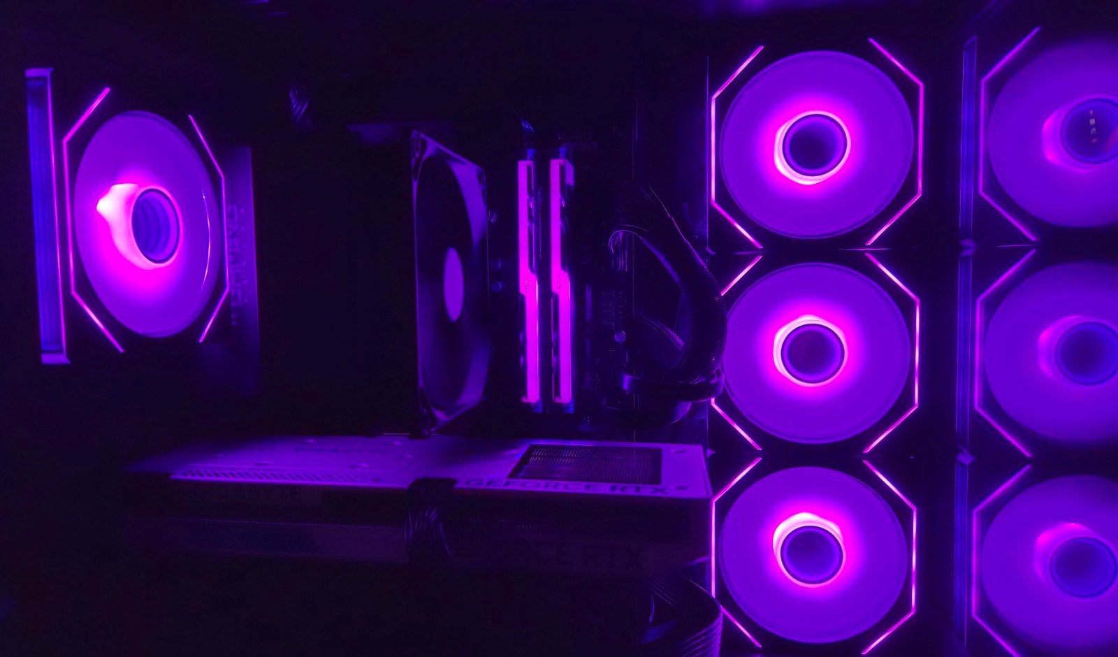 Gaming PC RTX 4060 • i5-12600k • 32GB Ram  • 512gb ssd • W11, Computers en Software, Desktop Pc's, Ophalen, 32 GB, Zelf gebouwde pc
