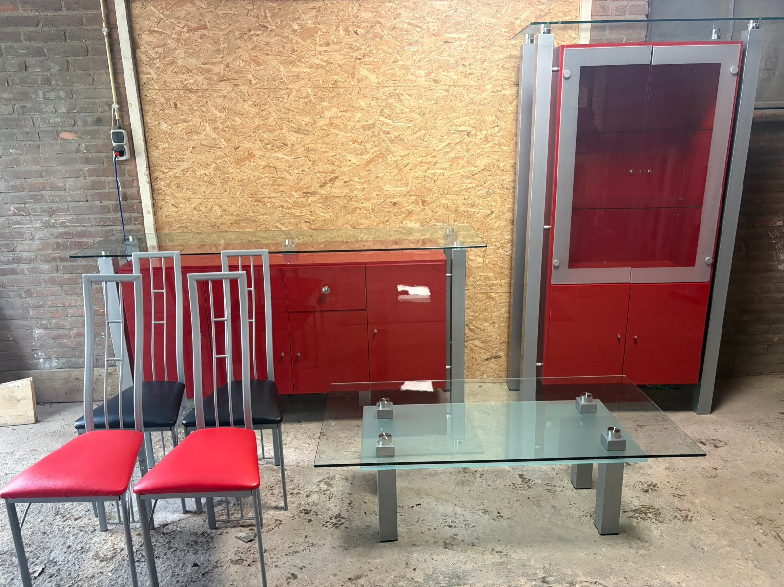 Dressoir vitrinekast salon tafel, ., Ophalen of Verzenden, Zo goed als nieuw, .