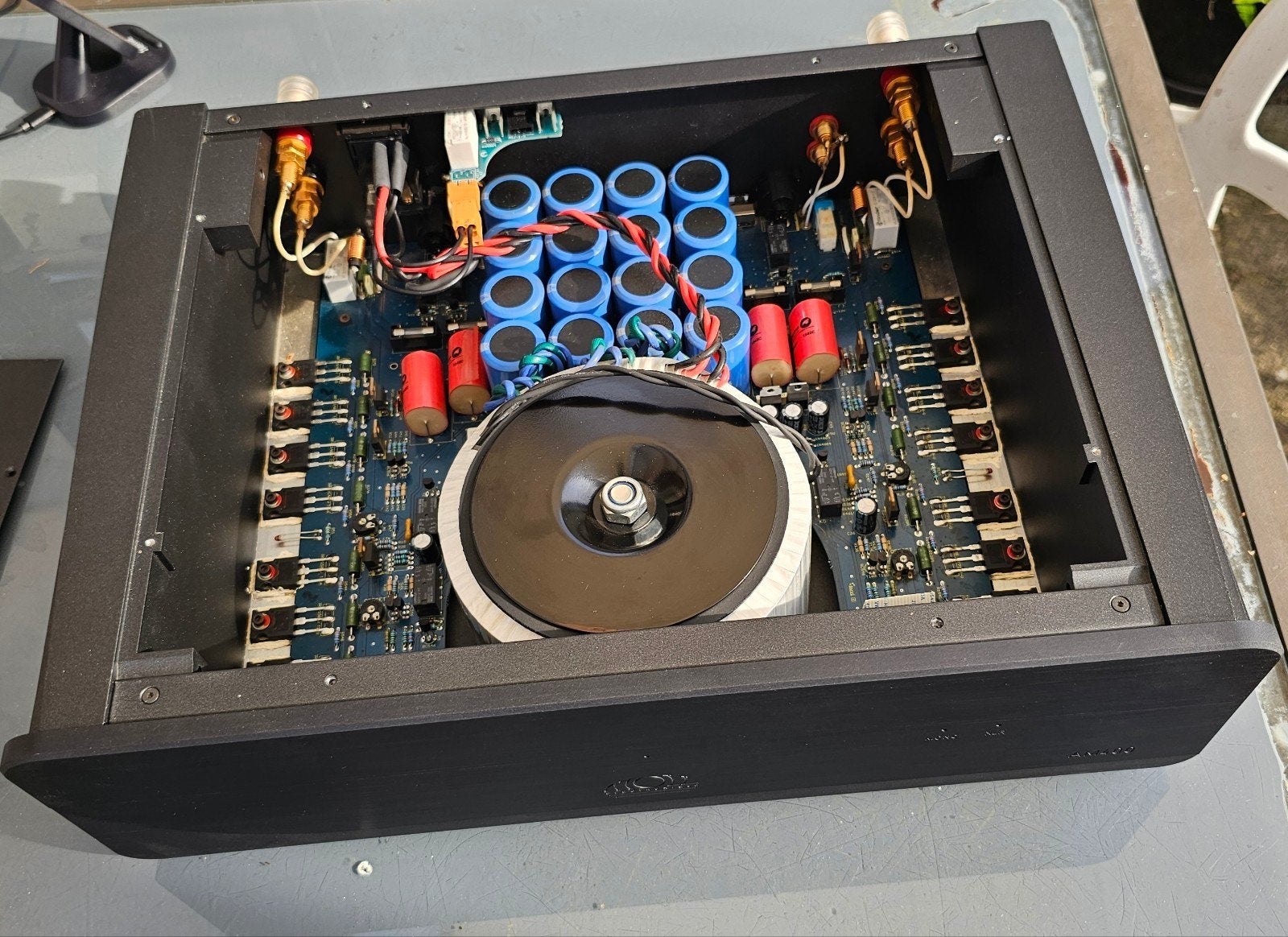 Atoll AM400 high end dubbel mono MOSFET XLR 160w 8 ohm,izgst, Overige merken, Refurbished, Ophalen of Verzenden, 120 watt of meer