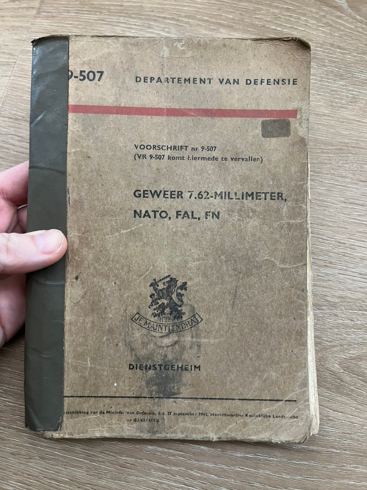 Nederlands KL Defensie voorschrift KL Fal FN Nato 7,62, Verzenden, Nederland, Embleem of Badge, Landmacht