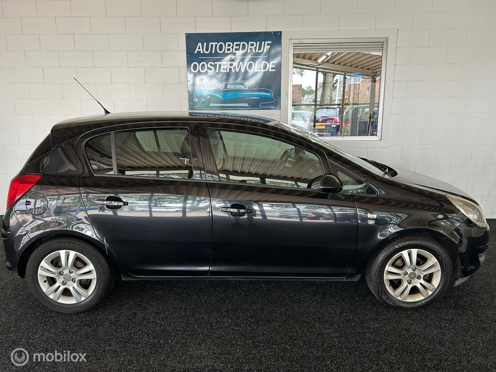 Opel Corsa 1.3 CDTi EcoFlex S/S Cosmo, Voorwielaandrijving, Euro 5, Gebruikt, Zwart