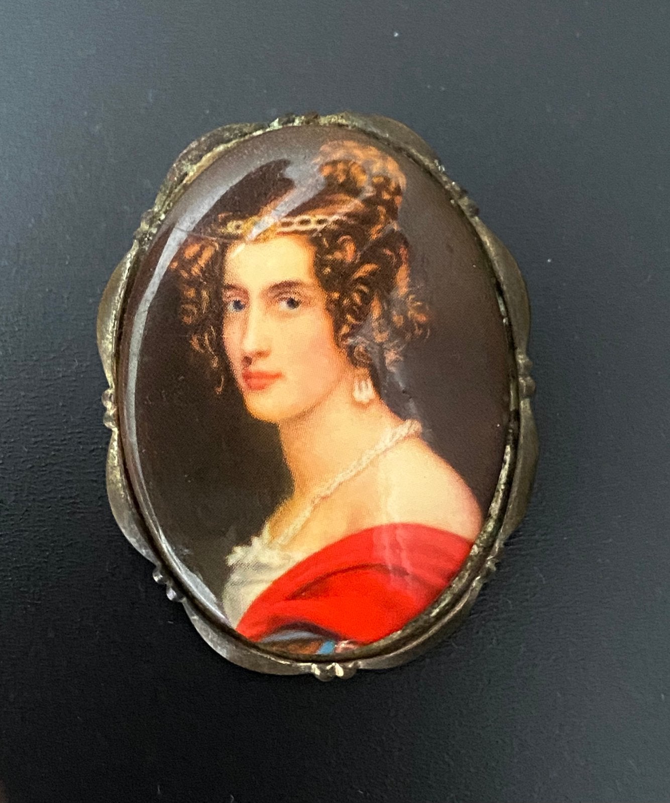Vintage western germany gemerkte broche, Ophalen of Verzenden, Zo goed als nieuw, Goud, Overige materialen