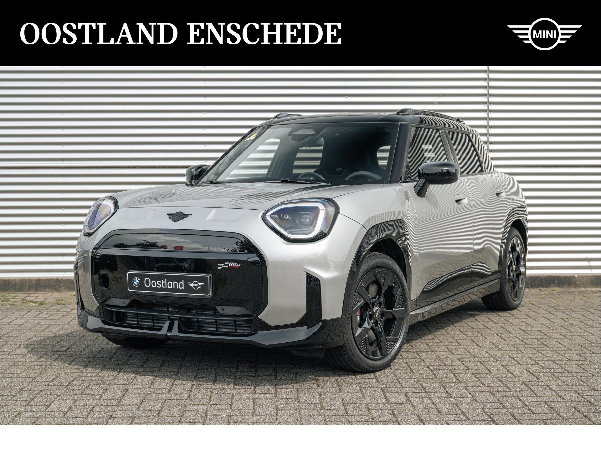 MINI Aceman SE / John Cooper Works / Pakket M / 18" JCW Slid, Auto's, Stoelverwarming, Zwart, Leder, Aceman