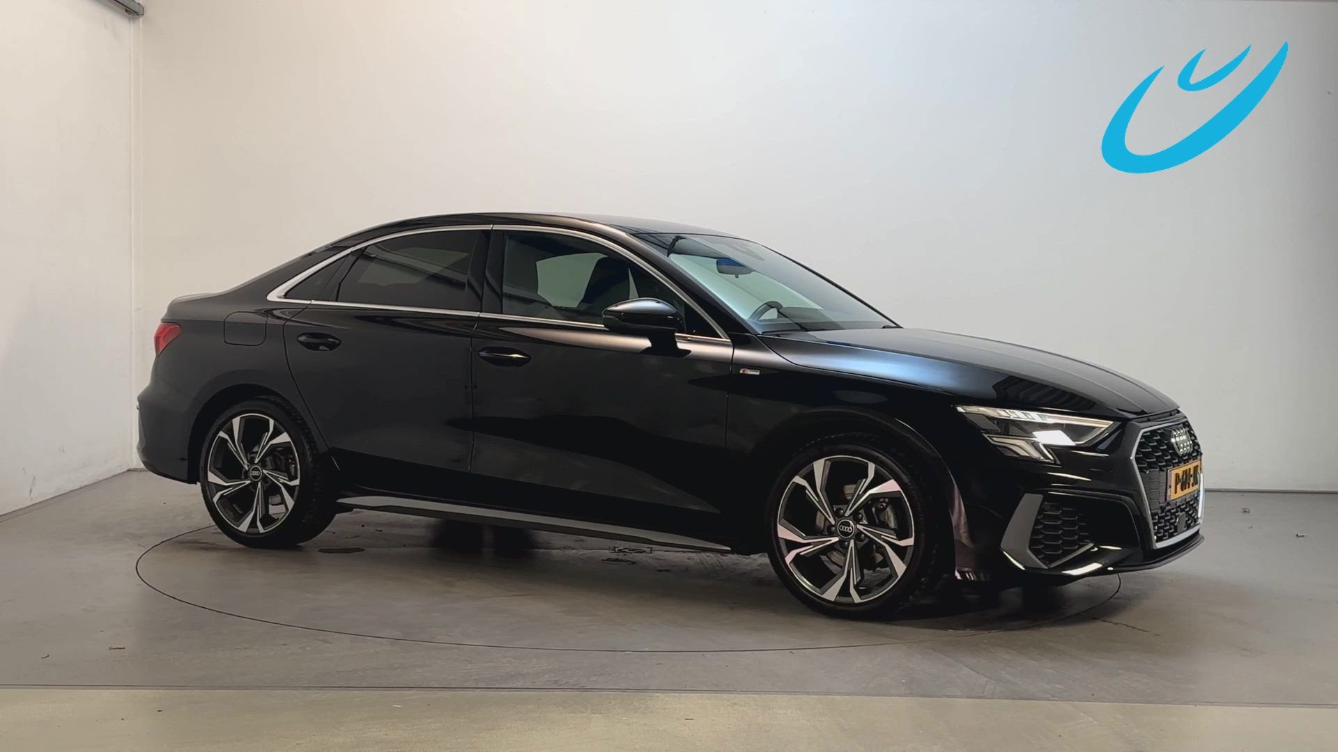 Audi A3 Limousine 35 TFSI S edition S-Line Adaptive Cruise N, Auto's, Audi, Dealer onderhouden, 4 cilinders, Leder en Stof, Zwart