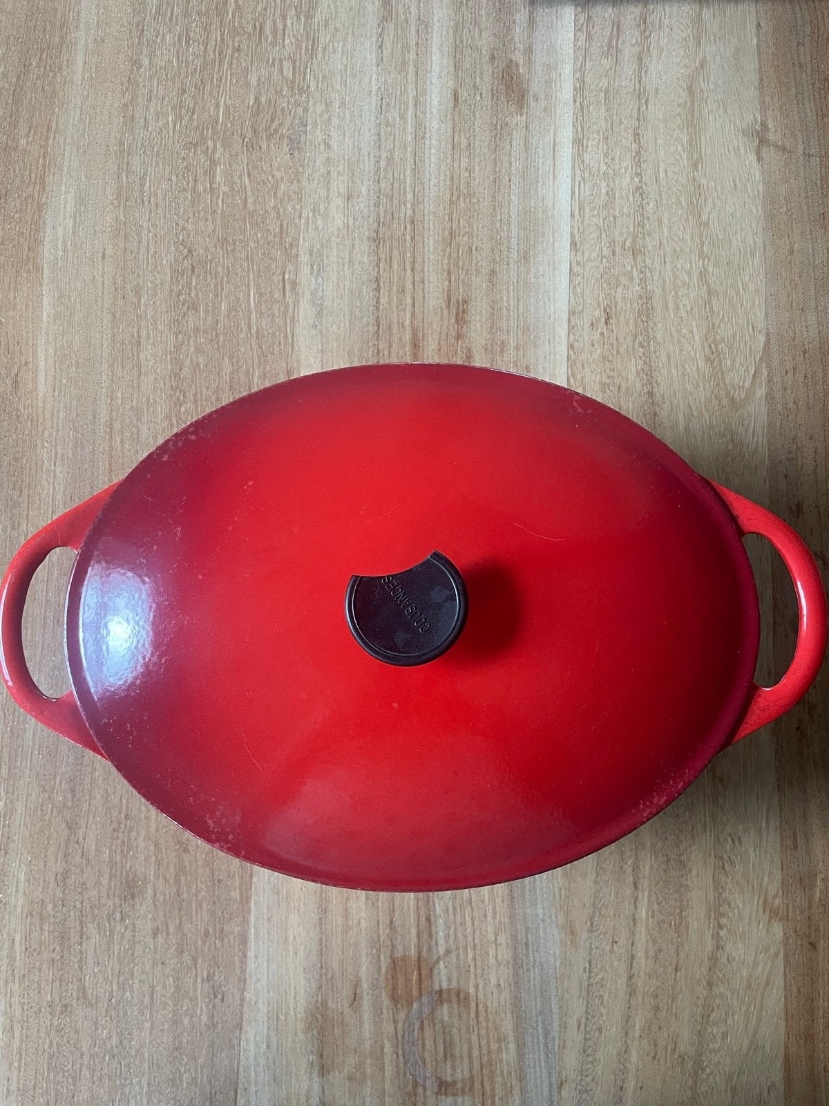 Le Creuset Cousances Gietijzeren Braadpan Ovaal Rood - 32 cm, Ophalen, Gebruikt, Met deksel, Le Creuset