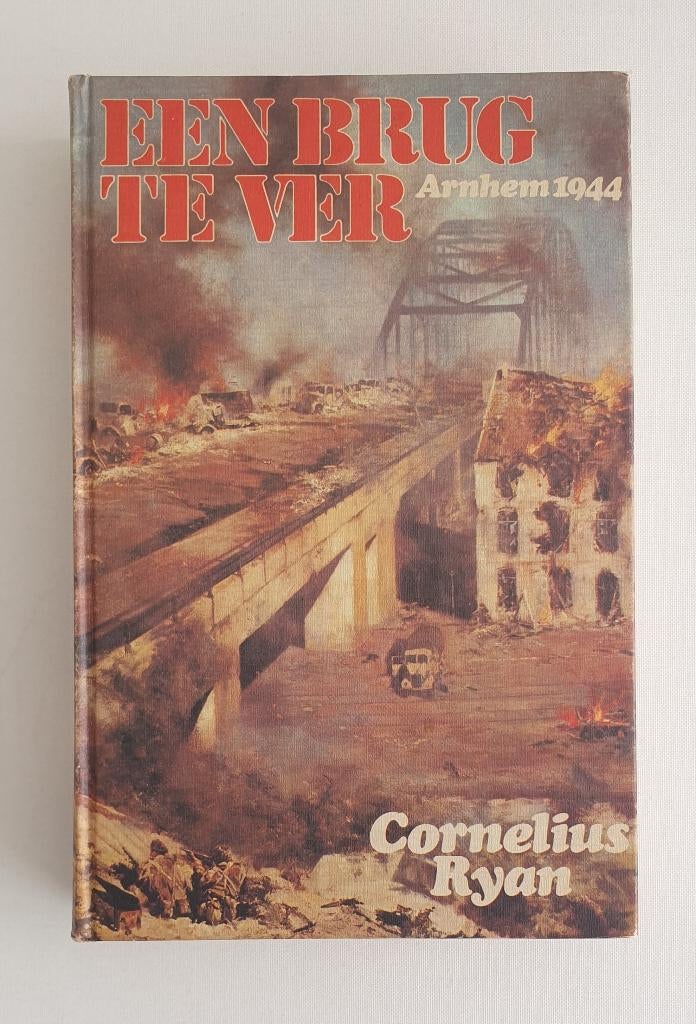 Een brug te ver, Boeken, Ophalen of Verzenden, Tweede Wereldoorlog, Zo goed als nieuw, Algemeen