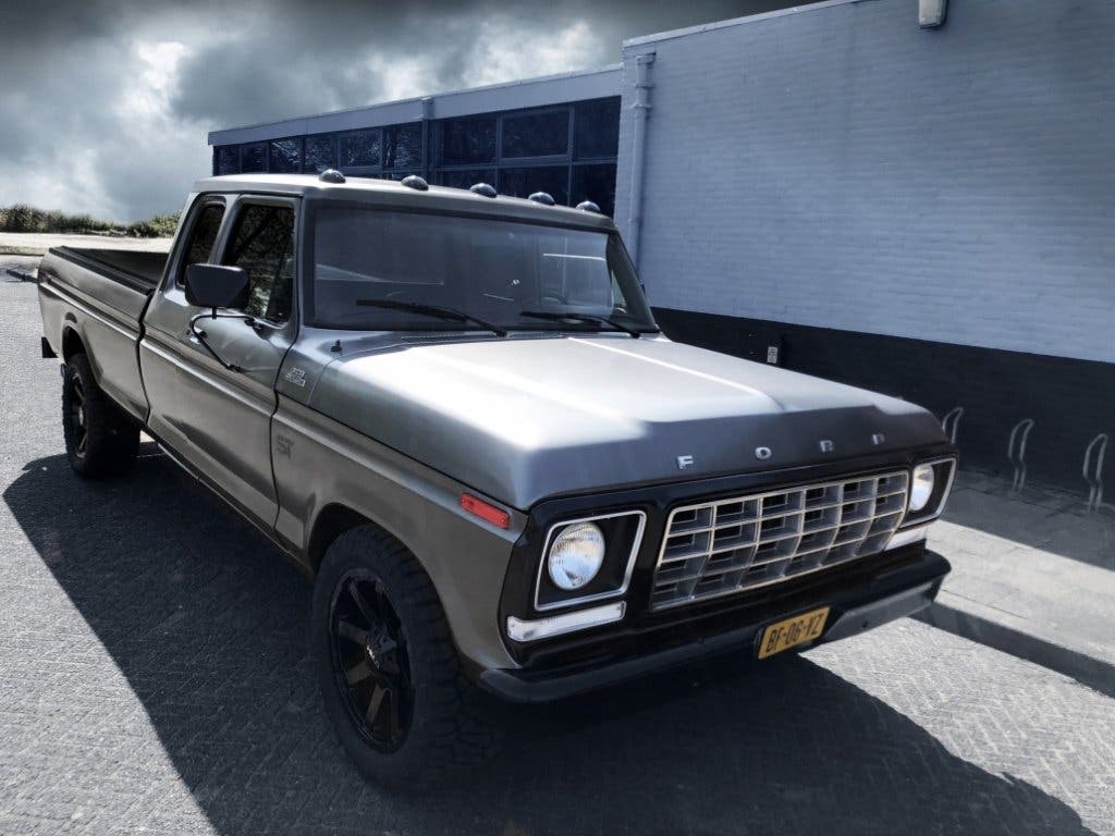 Custom Ford F250 V8 uit 1978, gerestaureerd, foto 5
