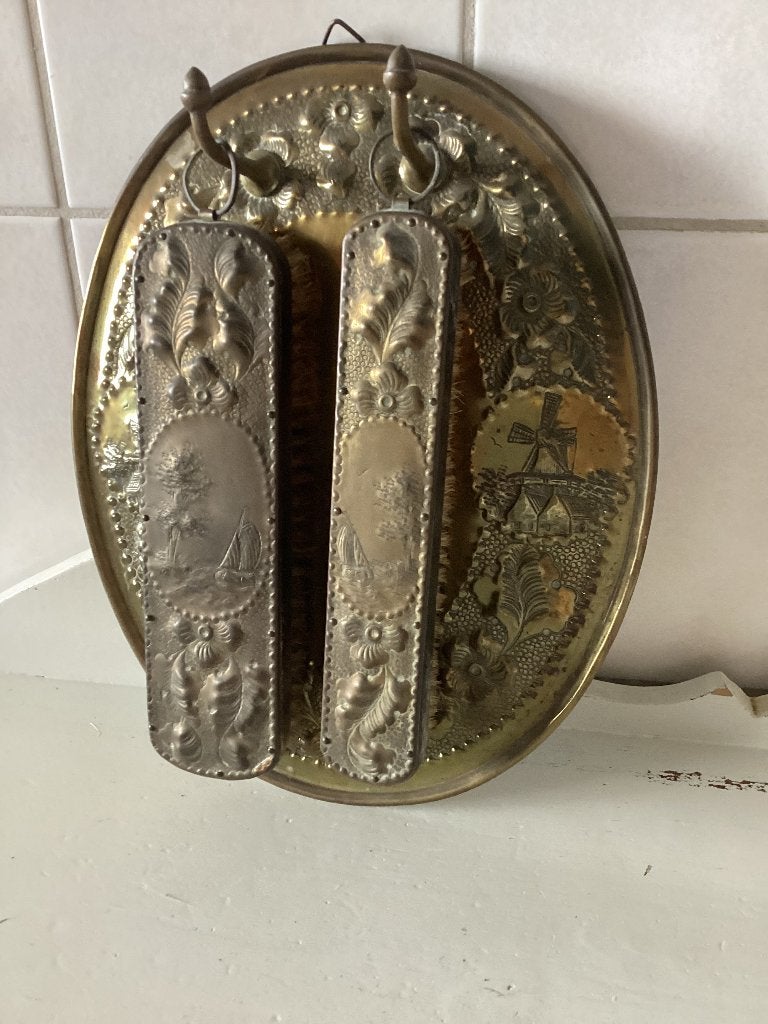 Antieke koperen borstelhanger, Ophalen of Verzenden, Koper