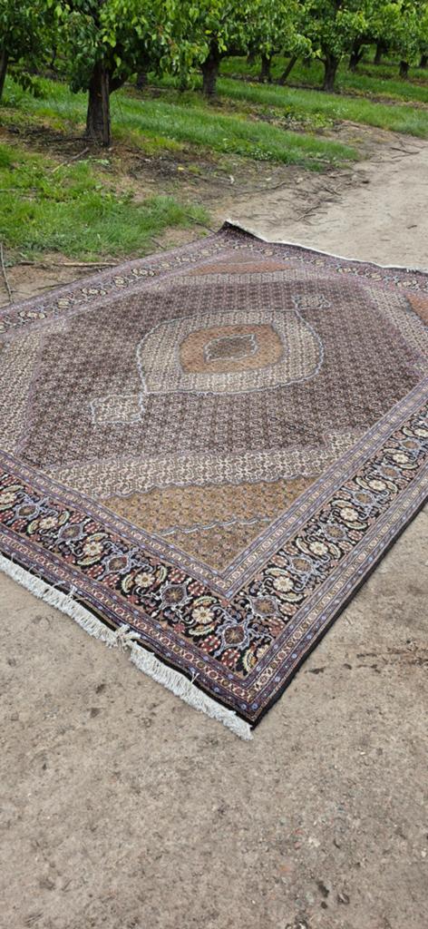 Prachtig mega groot XXL handgeknoopt iraans Perzisch tapijt, Perzisch, 200 cm of meer, Ophalen of Verzenden, Zo goed als nieuw