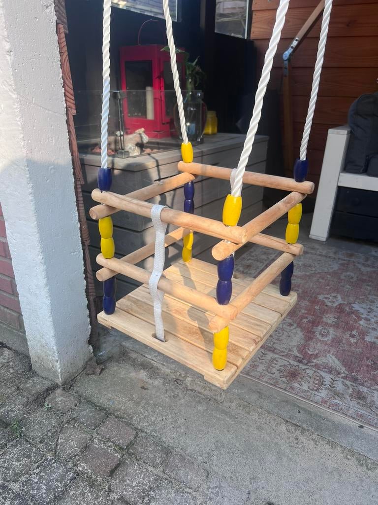 Schommel hout t.e.a.b, Ophalen, Zo goed als nieuw, Schommel