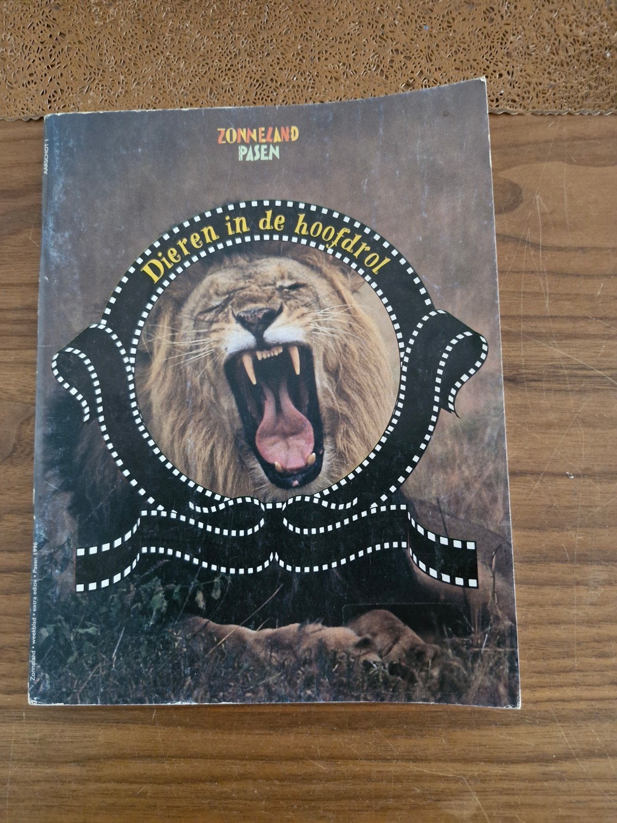Zonneland Pasen: Dieren in de hoofdrol (1996), Boeken, Ophalen of Verzenden, Gelezen, Robert Henno, Filmspecifiek