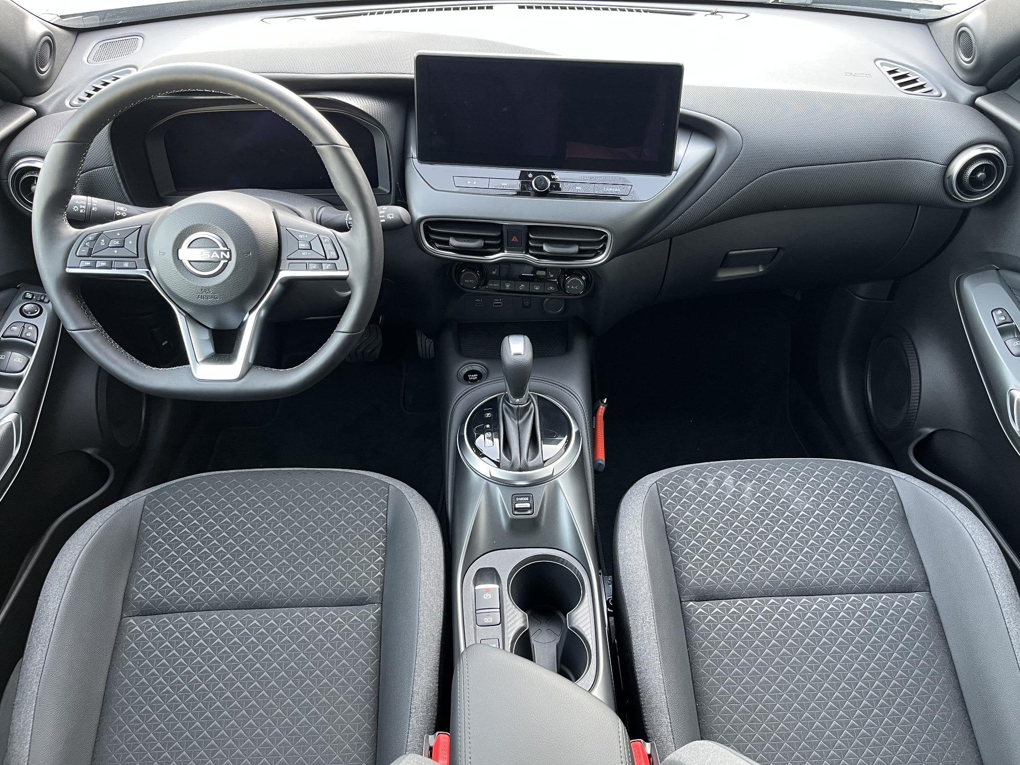Nissan Juke 1.6 Hybrid N-Design / Cold Pack Light / Apple Ca, Auto's, Stof, Origineel Nederlands, Bedrijf, Automatische klimaatregeling