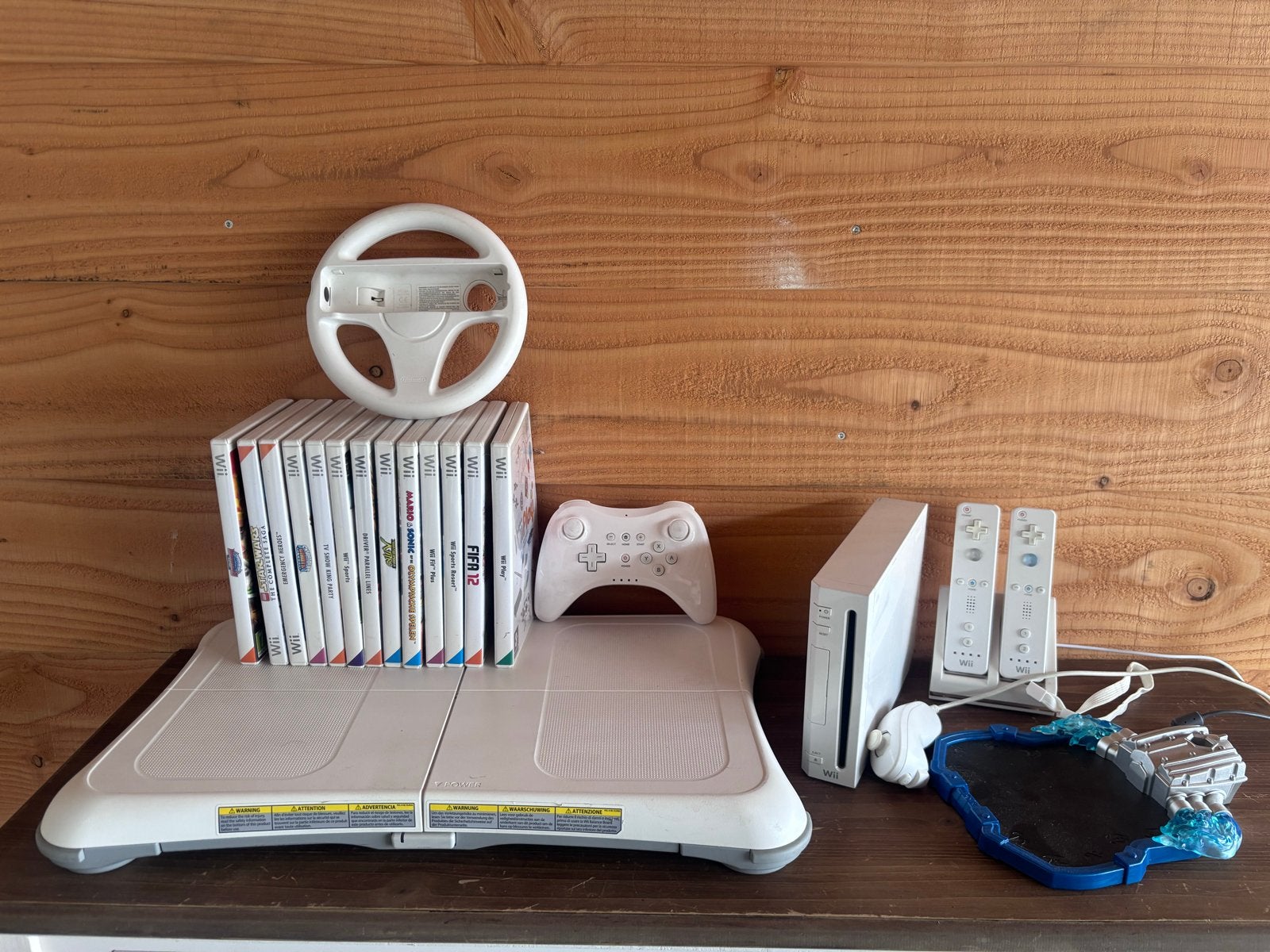 Wii console, Balance Board, controllers, games en accessoire, Spelcomputers en Games, Ophalen of Verzenden, Gebruikt, Met 2 controllers