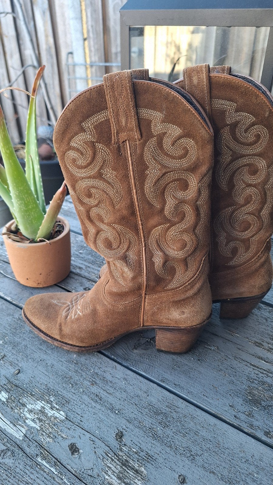 Bruine suède sendra  cowboylaarzen met borduursel, Kleding | Dames, Ophalen of Verzenden, Gedragen, Bruin, Lage of Enkellaarzen
