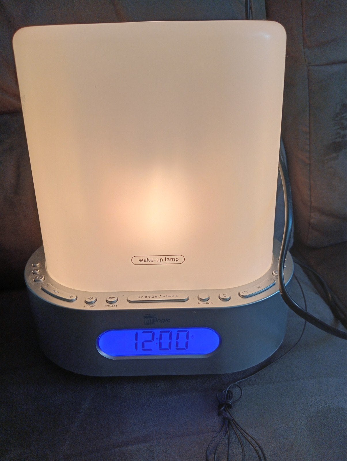 Wekker met wake-up licht en wekker, MT Logic CL-506MTB, Ophalen of Verzenden, Zo goed als nieuw, Digitaal