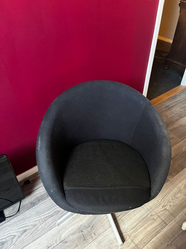 Zwart draai kuipstoel Ikea, Ophalen, Gebruikt, Zwart, Stof