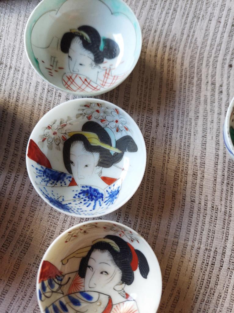 verschillende spullen japans  chinees, Verzenden