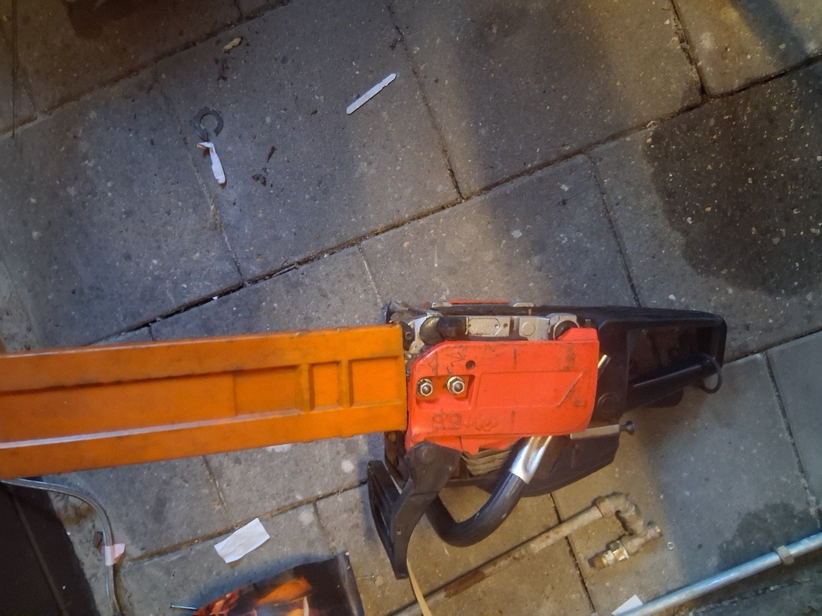 Gebruikte benzine kettingzaag - Ideaal voor tuinonderhoud, Ophalen, Gebruikt, Onbekend, 70 mm of meer