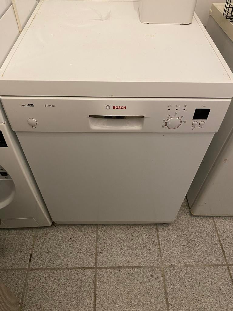 Bosch Silence Vrijstaande Vaatwasser - Wit, Witgoed en Apparatuur, Vaatwasmachines, Zo goed als nieuw, Vrijstaand, 85 tot 90 cm