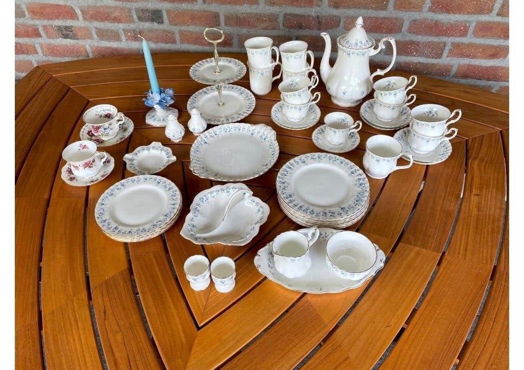 Royal Albert koffieservies, Verzamelen, Ophalen, Zo goed als nieuw, Porselein, Compleet servies