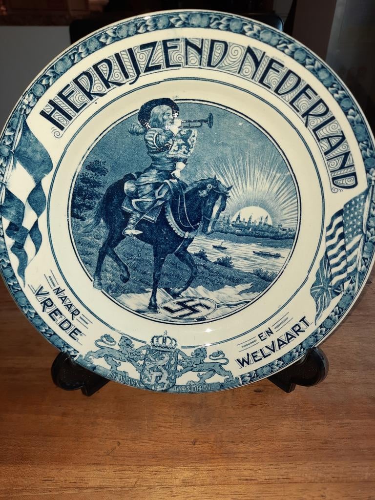 Zeldzaam 'Herrijzend Nederland' bord - Societé Céramique, Ophalen of Verzenden