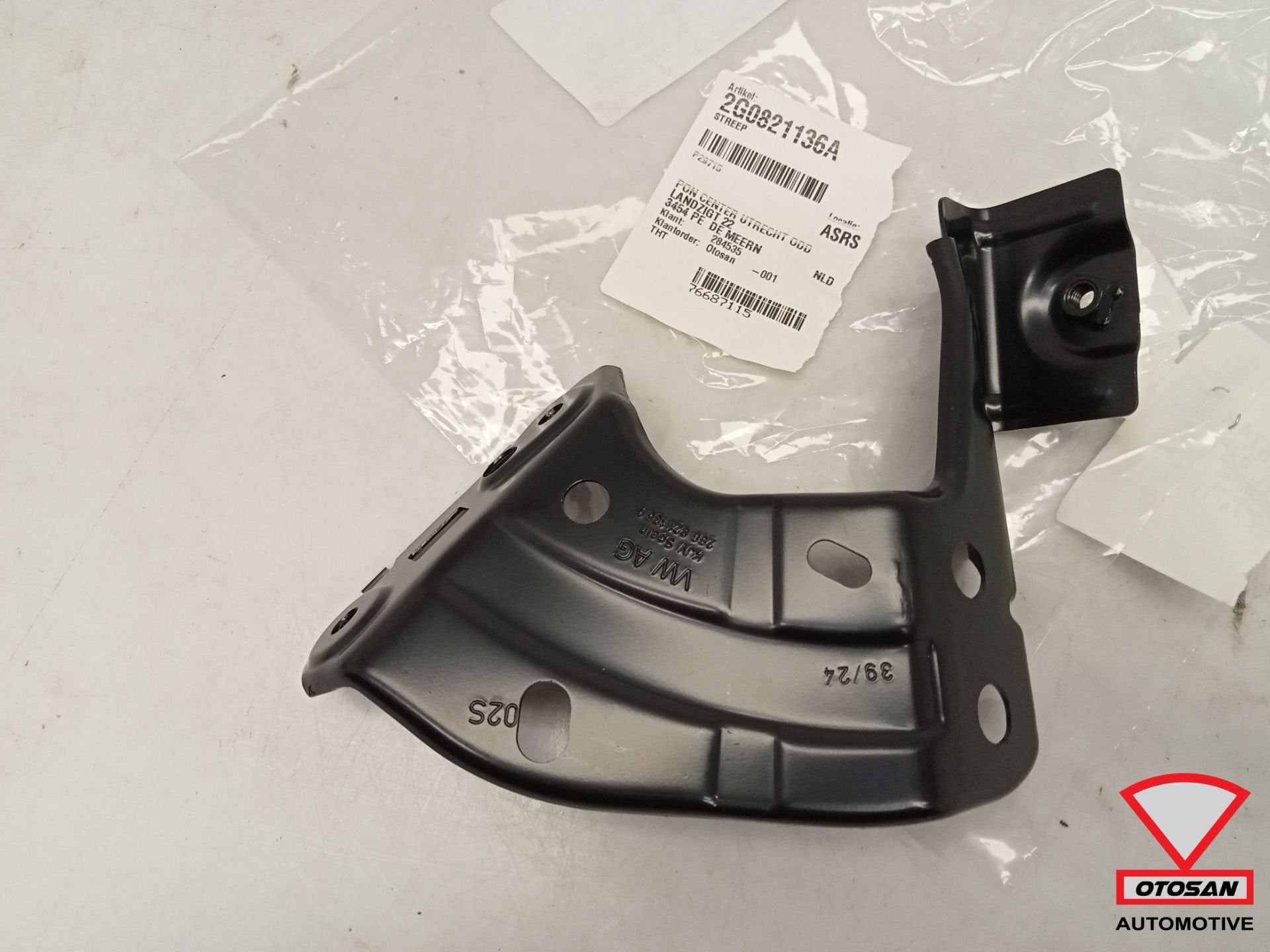 VW Polo 2G Zijscherm Houder steun Rechts Nieuw 2G0821136A Or, Volkswagen, Volkswagen AG, Rechts, Nieuw