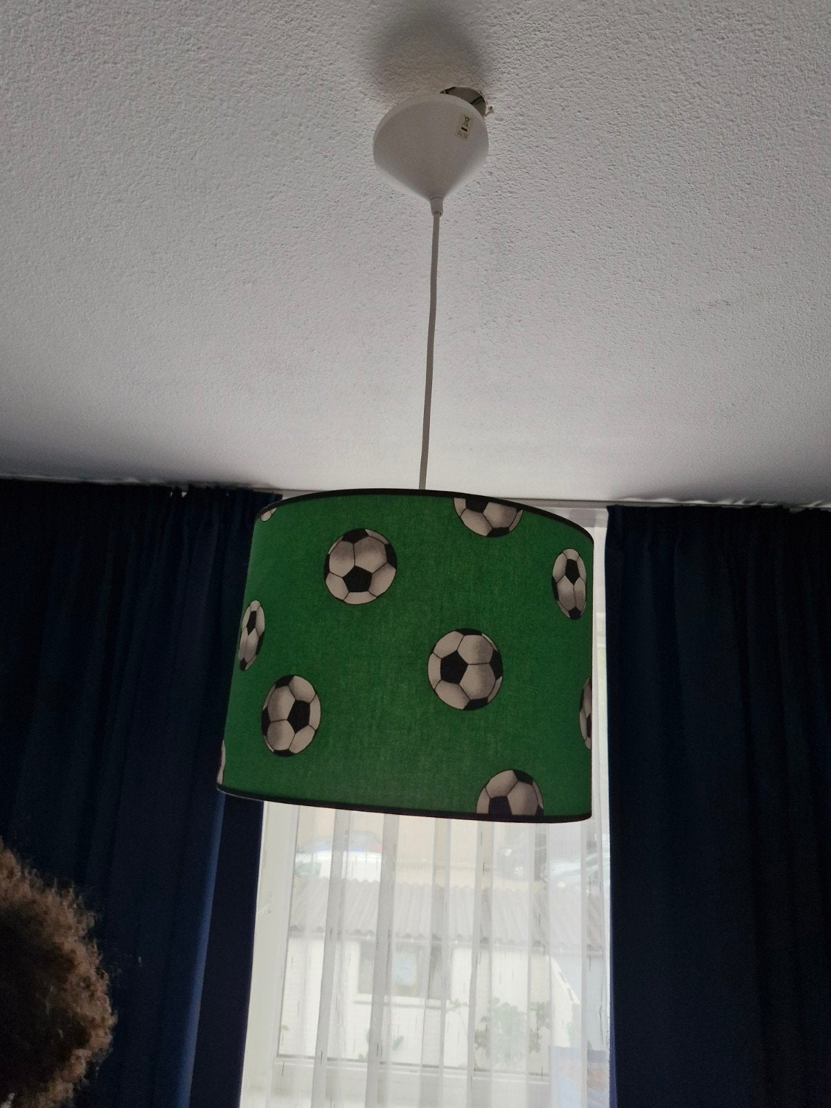Voetbal lampenkap voor kinderkamer - groen, Textiel, Zo goed als nieuw, Kinderkamer, Voetbalthema, E27 (groot)