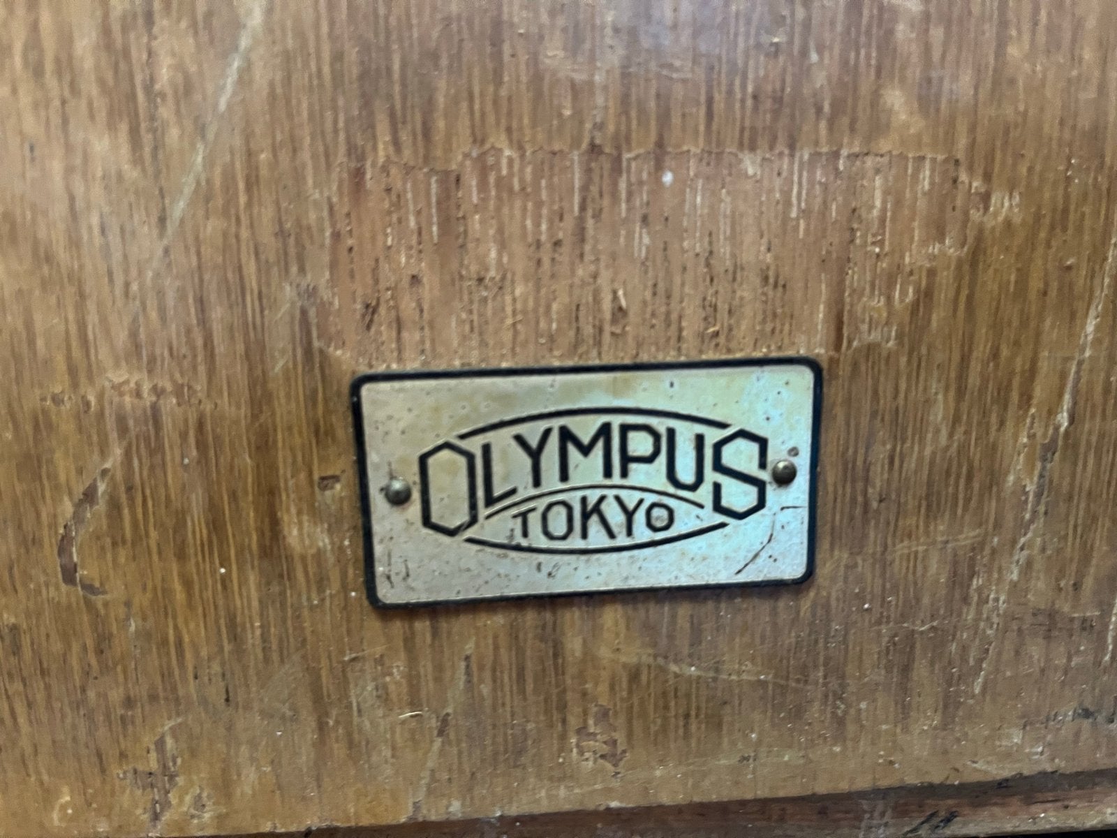Vintage Olympus Tokyo Microscoop in Houten Kist, Audio, Tv en Foto, Optische apparatuur | Microscopen, Ophalen, Gebruikt, Biologische microscoop