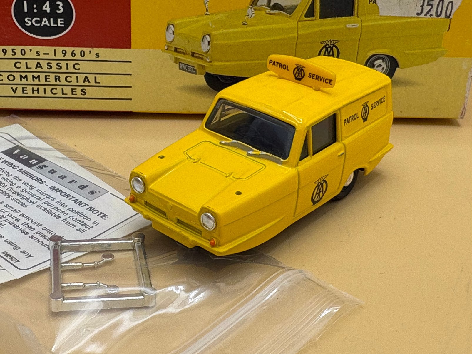 Reliant Regal Patrol Service 1/43 Vanguards, Verzenden, Zo goed als nieuw, Auto, Vanguards