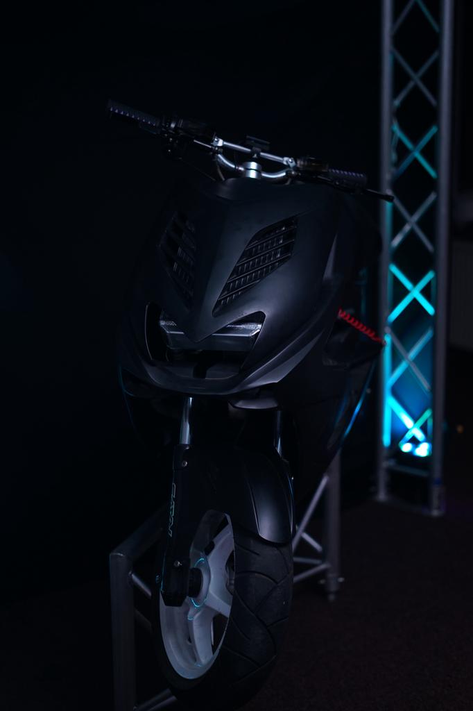 Yamaha aerox 70cc, Ophalen, Zo goed als nieuw, Tweetakt, Aerox