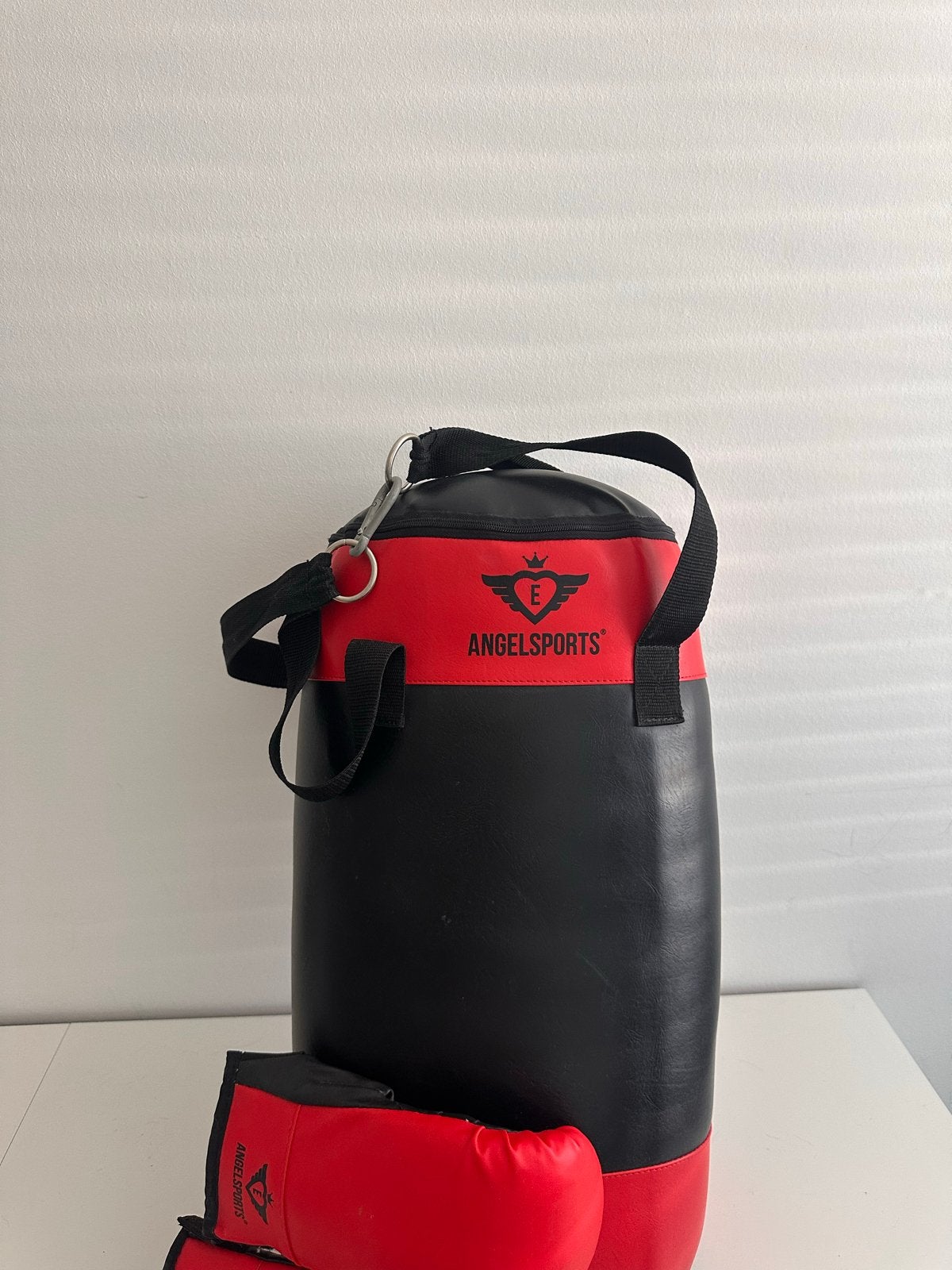 Bokszak met handschoenen - Ideaal voor training, Sport en Fitness, Vechtsporten en Zelfverdediging, Ophalen, Gebruikt, Overige