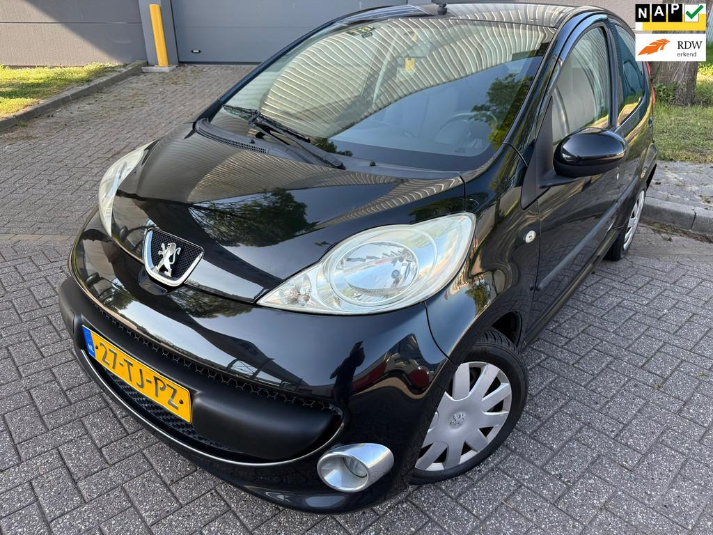 Peugeot 107 1.0-12V XS*APK*NAP*ZUINGE AUTO*Automaat, Elektrische ramen, Gebruikt, 4 stoelen, Origineel Nederlands