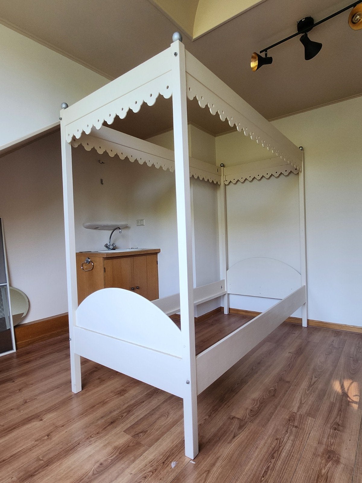Leuk houten Hemelbed handgemaakt, Ophalen, Gebruikt, 90 cm, Eenpersoons